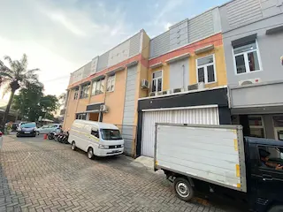 Kantor pusat PT Zalfa Mandiri di Bekasi, Jawa Barat